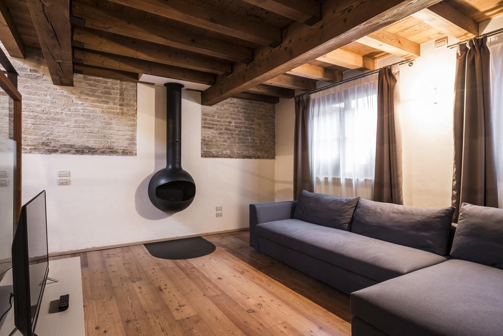 Myplace Sant'Agostino Apartment Τρεβίζο Εξωτερικό φωτογραφία